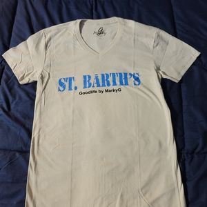 V neck t shirt size XS